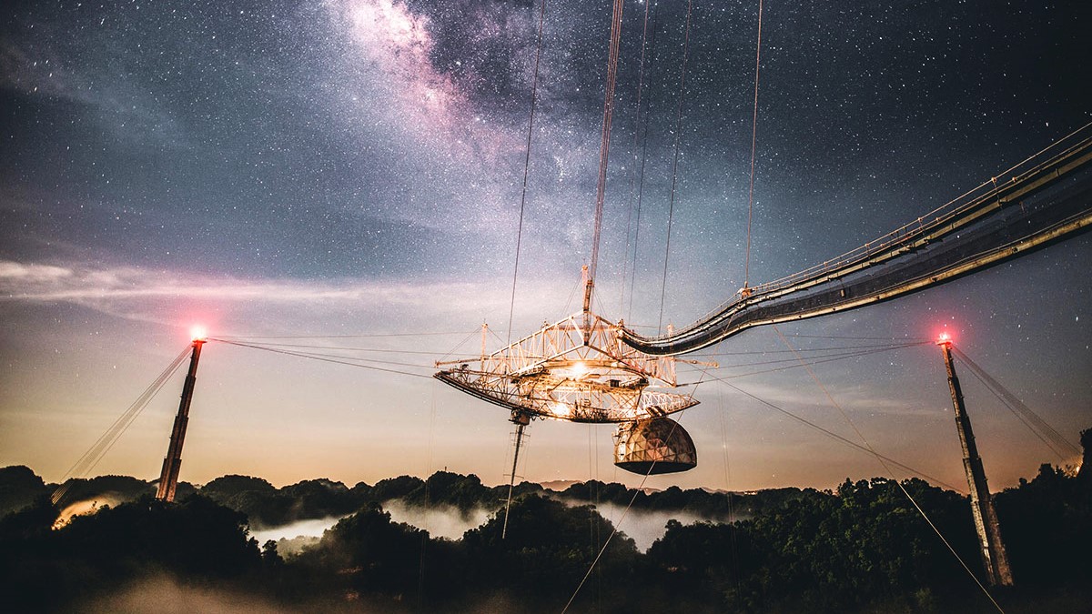 Arecibo Observatory Sky